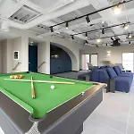 Stylish Gold Studio At Paddington City View